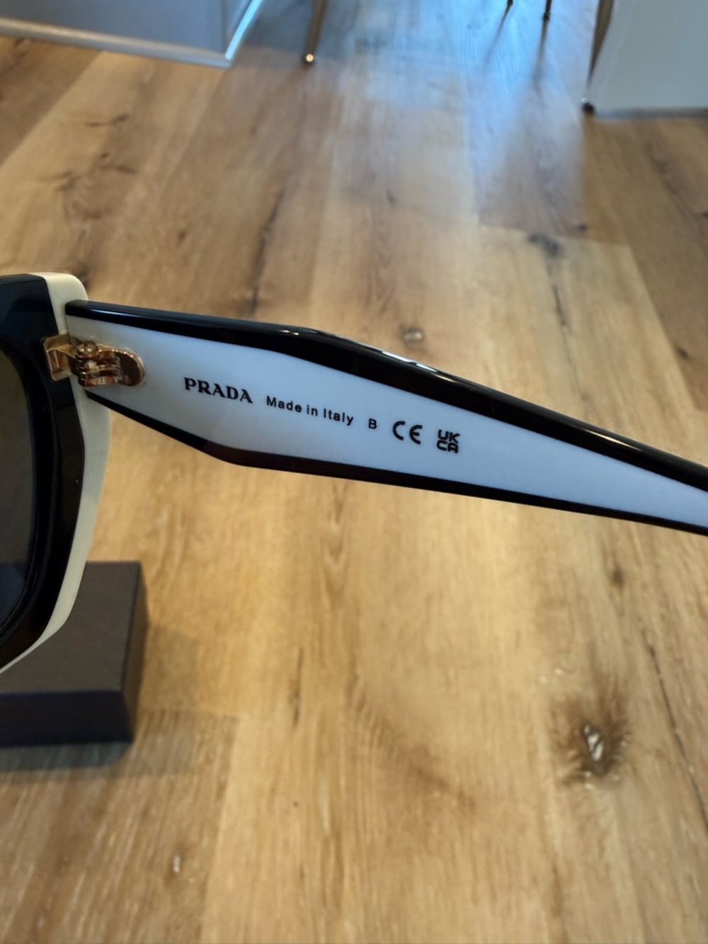 Prada 15WS 15 09Q5S0 black talc sunglasses NIB - Picture 8 of 9